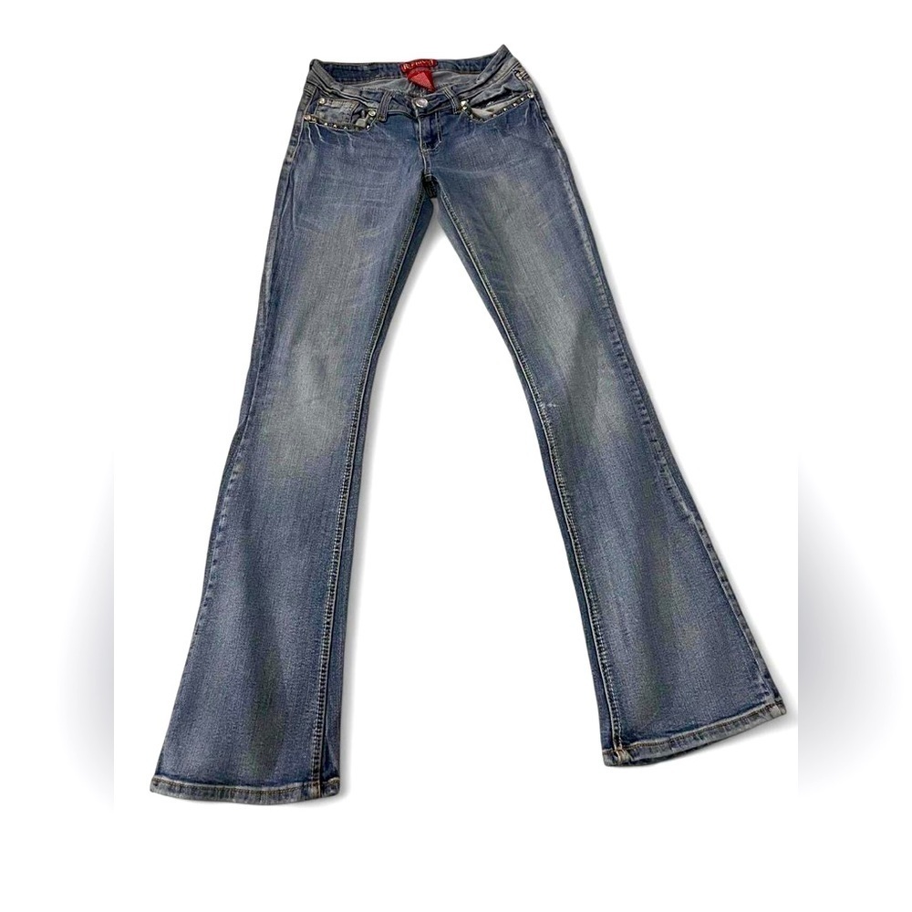 RED RIVET